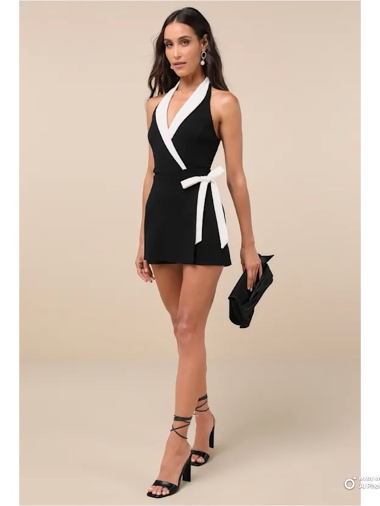 Lulus Pants - Lulus XS Cutest Poise Black Color Block Collared Halter Wrap Skort Romper NWT